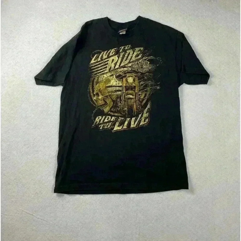 Harley-Davidson Short Sleeve T’Shirt Size Large Chicago